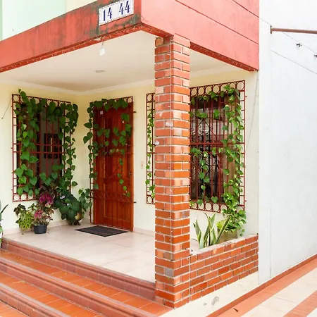 Hostal Cartagonova - Habitaciones Privadas Y Amplias Cerca A Zonas Turisticas-2